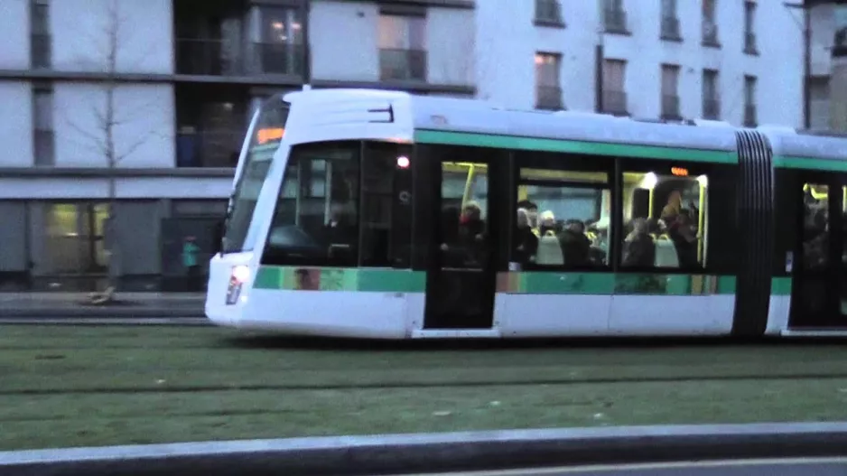 Paris - Straßenbahn T3b - Erster Tag (1)