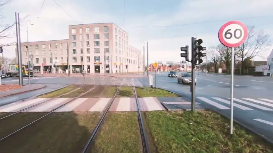 Stadtbahnfahrt von der Hjallese St. an. zum Tarup Center, vom Fahrerhaus aus gesehen