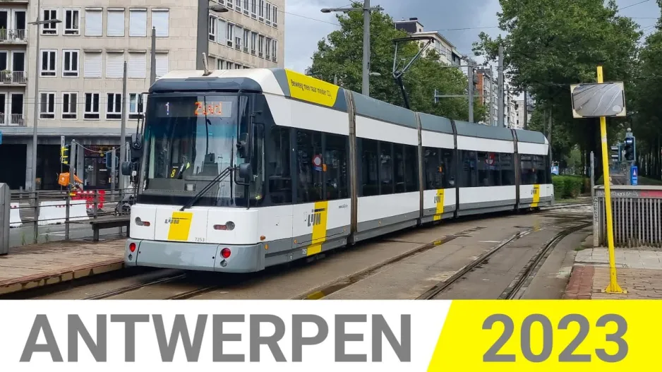 Straßenbahn 24 (CAF) fährt vom Paardenmarkt, Antwerpen ab